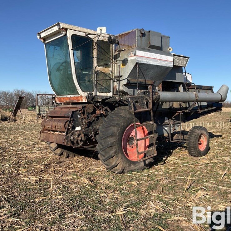 1975 GLEANER L
