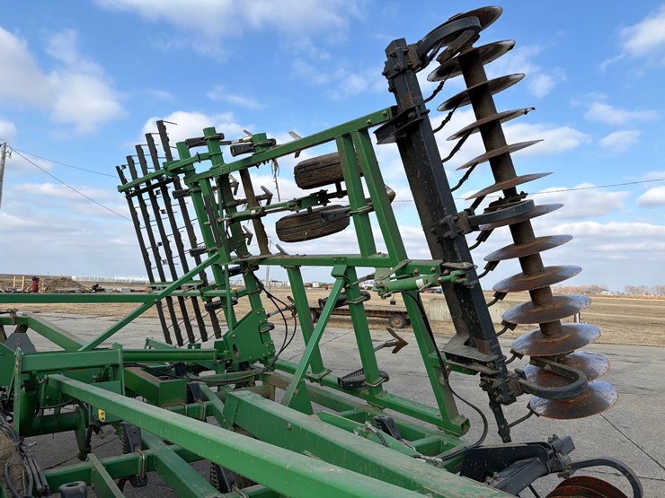 john-deere-726-image-18