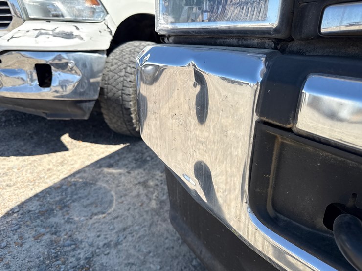 2022-ford-f250-image-15