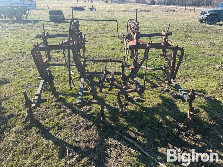 34-261-front-mount-field-cultivator-image-6