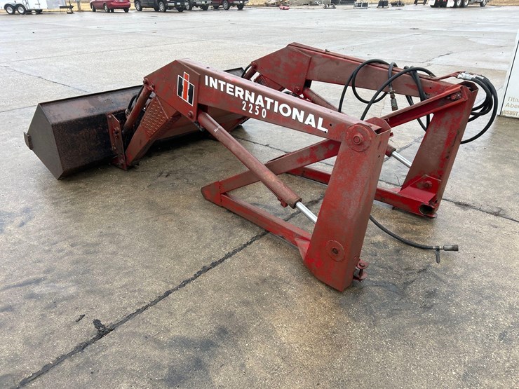 international-2250-image-4