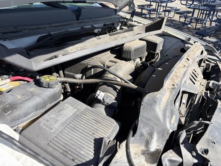 2012-gmc-sierra-2500-image-12