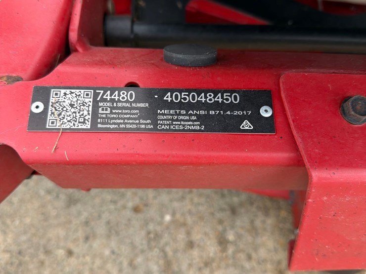 2019-toro-zero-turn-lawnmower-image-12