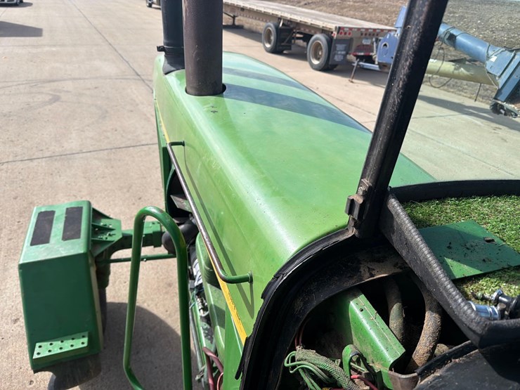 john-deere-4430-image-43