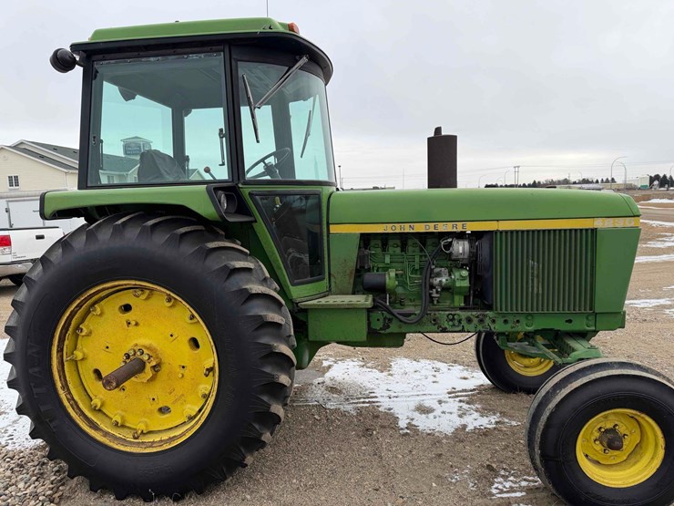 1975-john-deere-4230-image-6