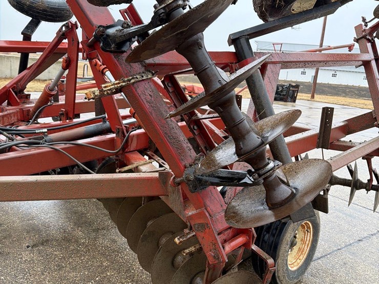 international-490-image-9