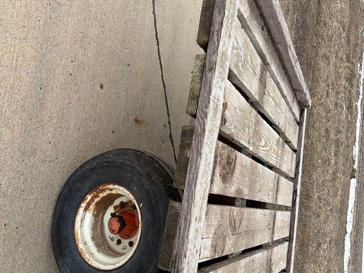 9ft-x-24ft-wood-flatbed-image-11