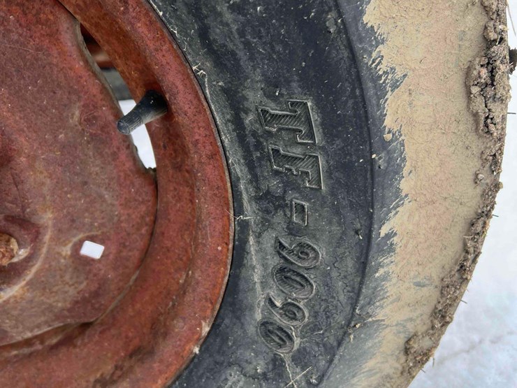 minneapolis-moline-tractor-image-23