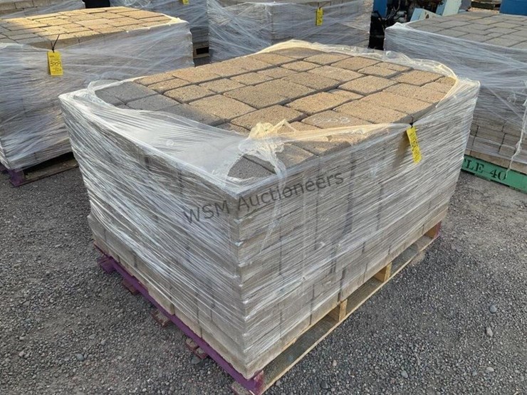 pallet-of-stone-pavers-image-1