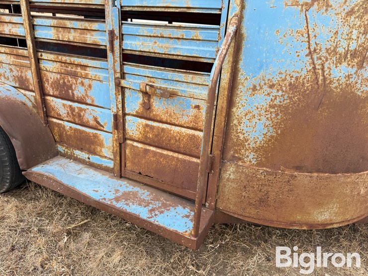 16'-t/a-livestock-trailer-image-16