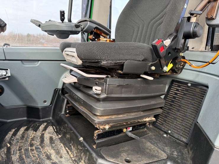 deere-1270e-image-65