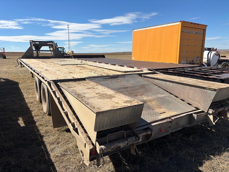 2006-load-max-trailer-image-1