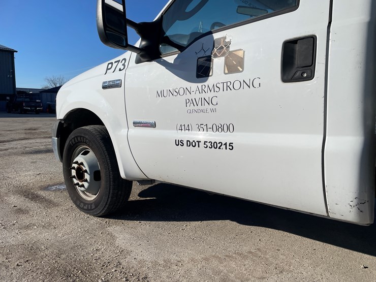 2007-ford-f350-xl-image-22