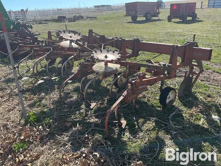 international-153-image-5