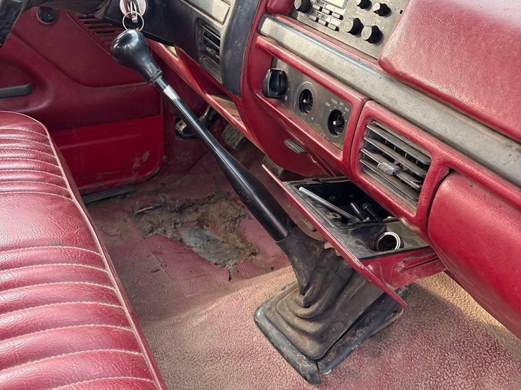 1993-ford-f350-image-43