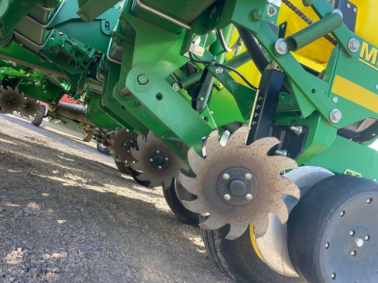 2012-john-deere-1760-image-12