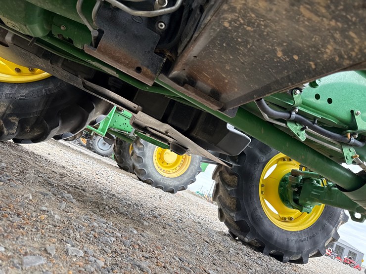 2023-john-deere-6120m-image-25