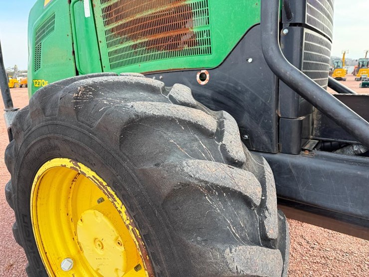 deere-1270e-image-13