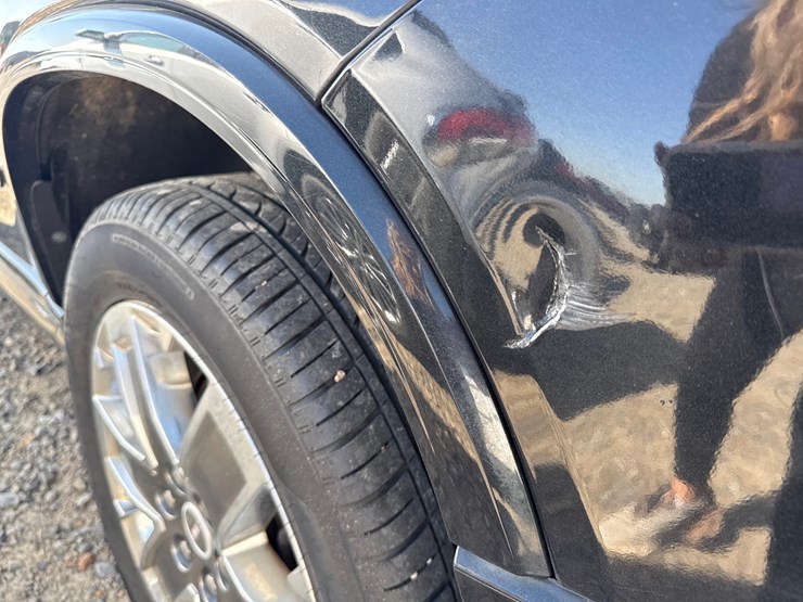 2011-gmc-acadia-image-9