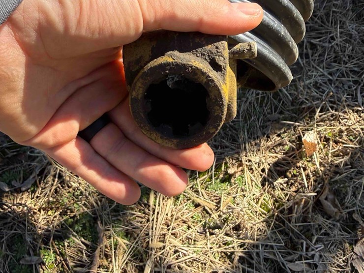 hardi-1000-gal-pull-type-sprayer-image-7