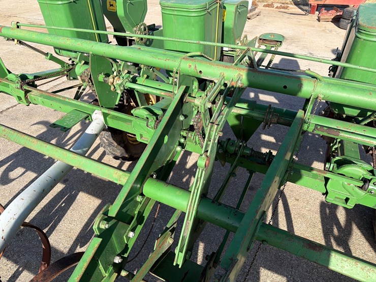 john-deere-1240-image-16