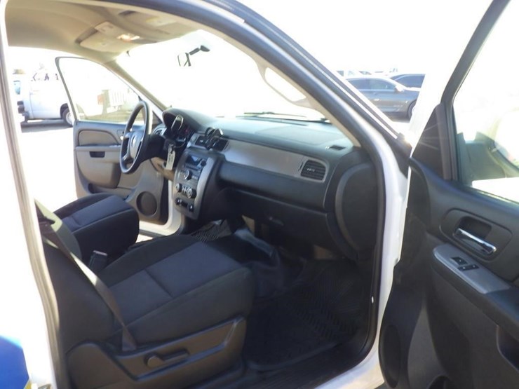 2014-chevrolet-tahoe-image-6