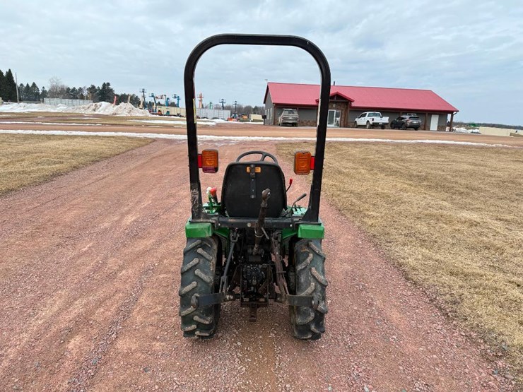 john-deere-4100-image-5