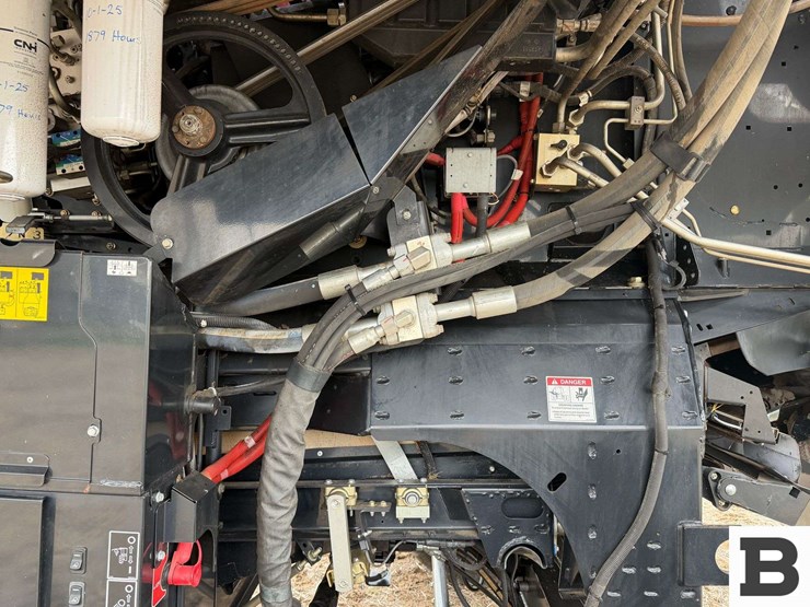 2020-case-ih-8250-image-44