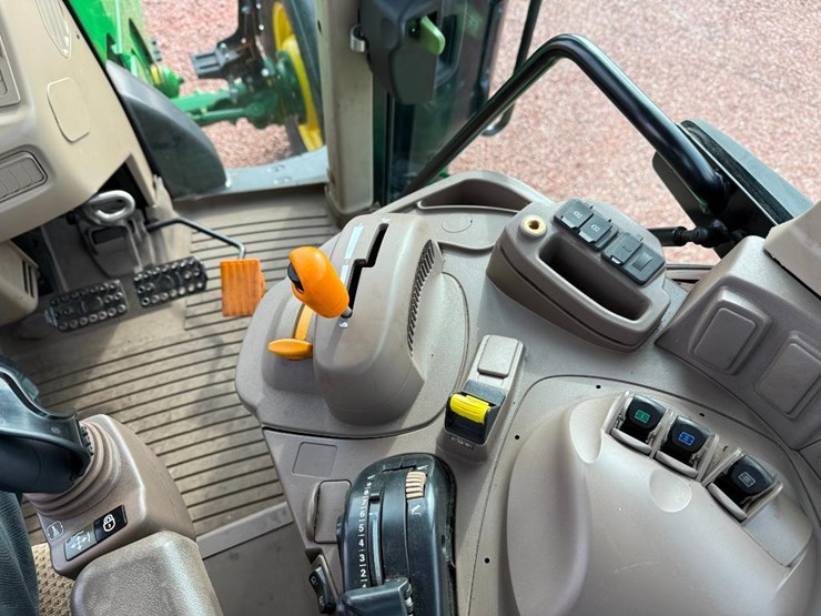 john-deere-6140m-image-62