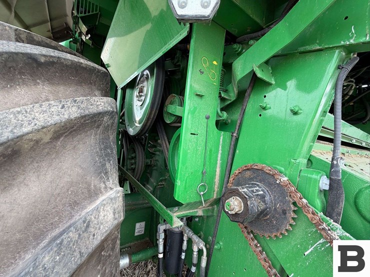 2023-john-deere-s780-image-36