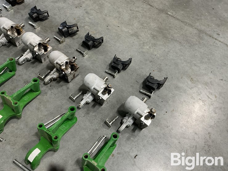 2024-john-deere-1775nt-image-18