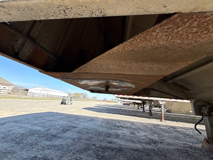 1995-cornhusker-hopper-bottom-image-23