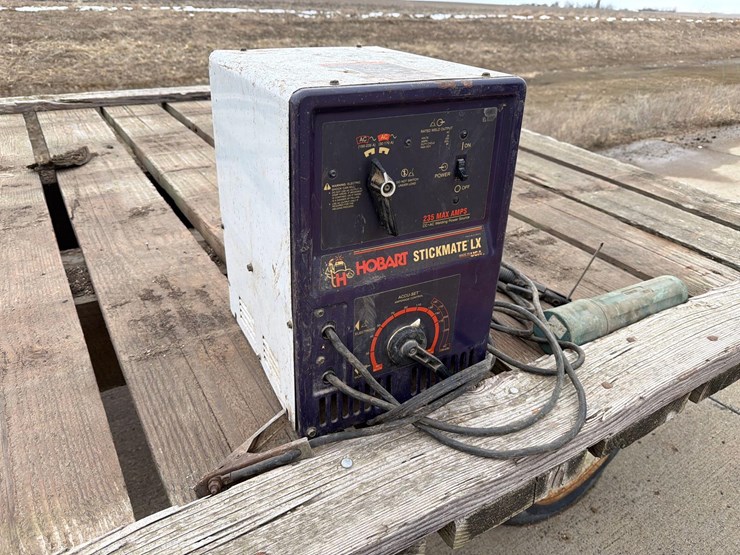 hobart-stickmate-lx-stick-welder-image-1