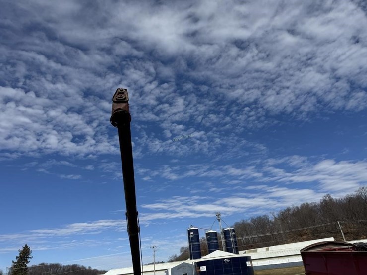 50'-+/--grain-auger-on-transport---off-site-image-6