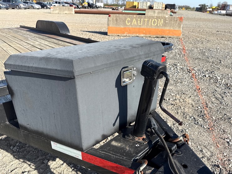 big-tex-car-hauler-image-23