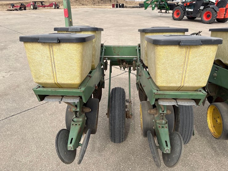 john-deere-7000-image-6