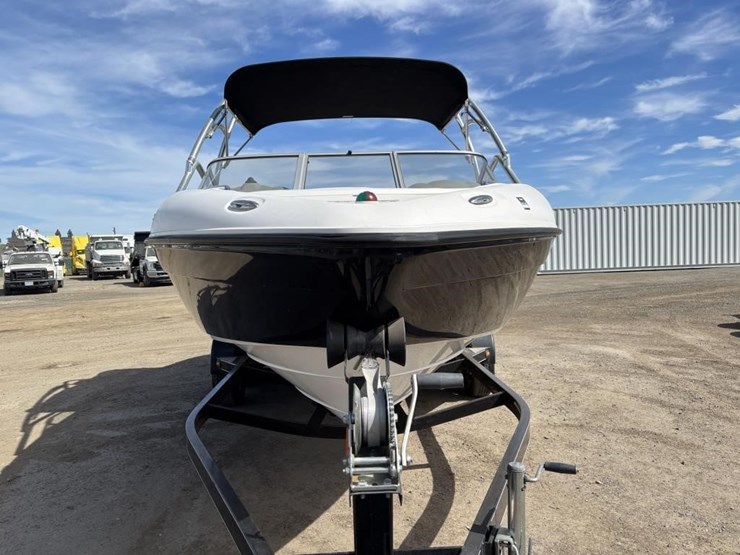 2005-unknown-trailer-image-6