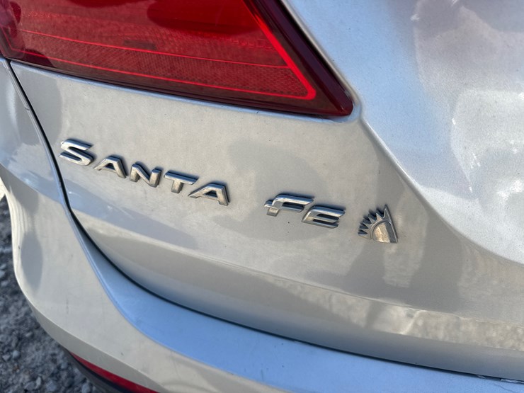 2015-hyundai-santa-fe-image-6