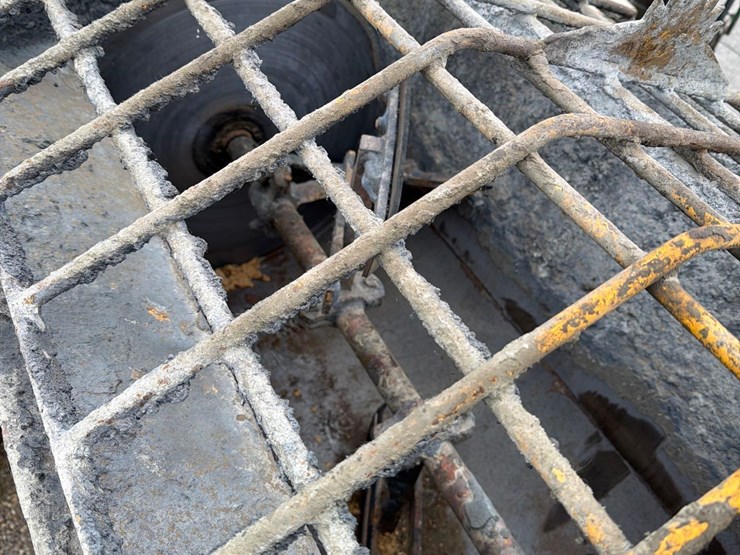 stone-3ft-gas-powered-portable-cement-mixer-image-12