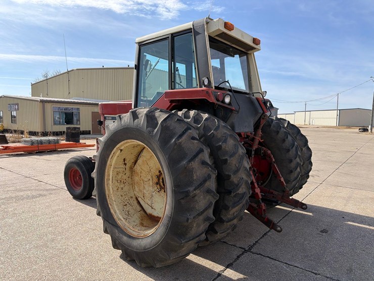 international-1086-image-5