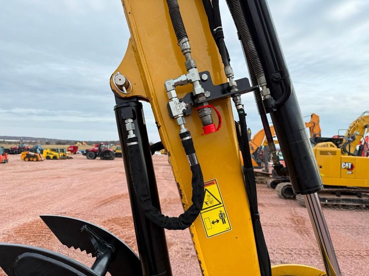 caterpillar-305e2-cr-image-33