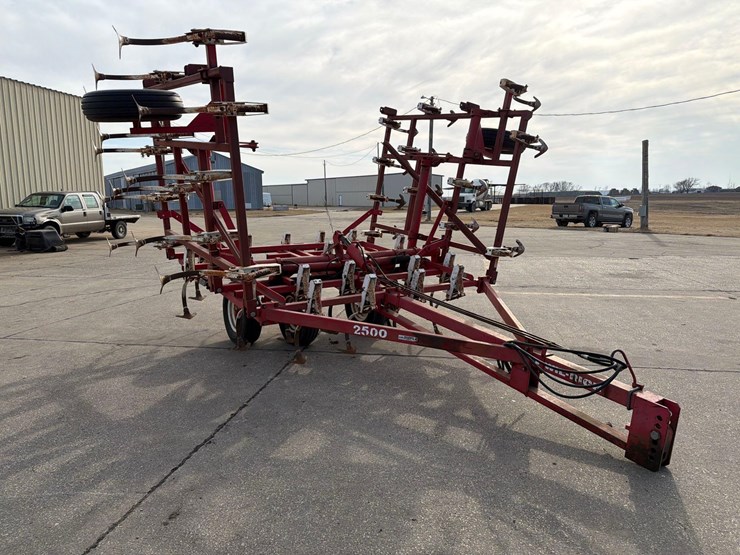 wil-rich-2500-image-2