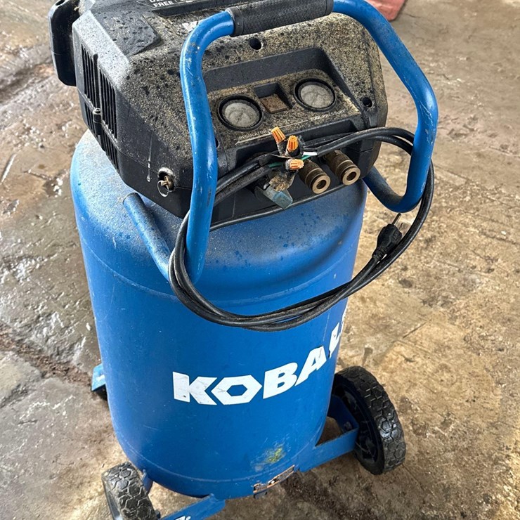 KOBALT 20G AIR COMPRESSOR