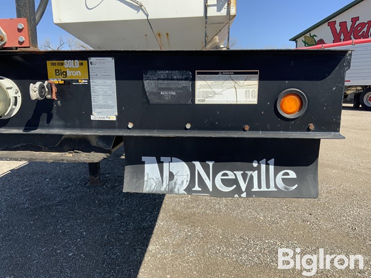 2009-neville-40-image-16