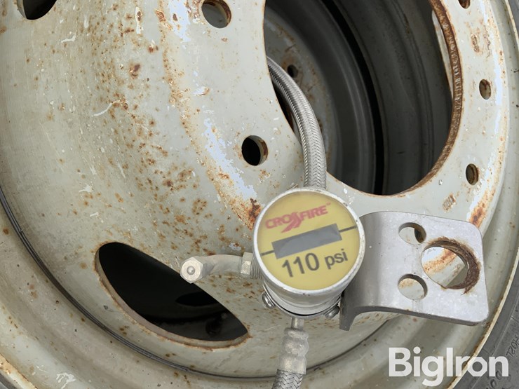 massey-ferguson-730-image-13