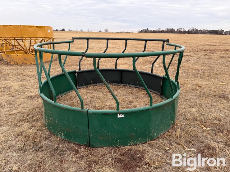 round-bale-feeder-image-10