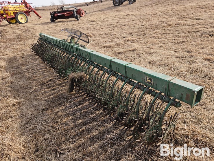 john-deere-400-image-5