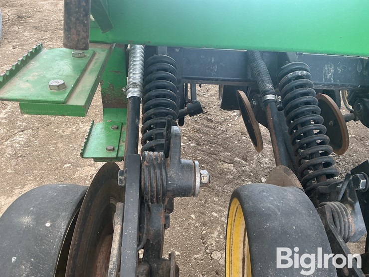 john-deere-750-image-16