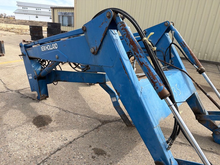new-holland-7514-image-13