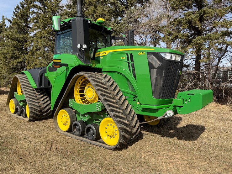 2022-john-deere-9rx-640-image-3